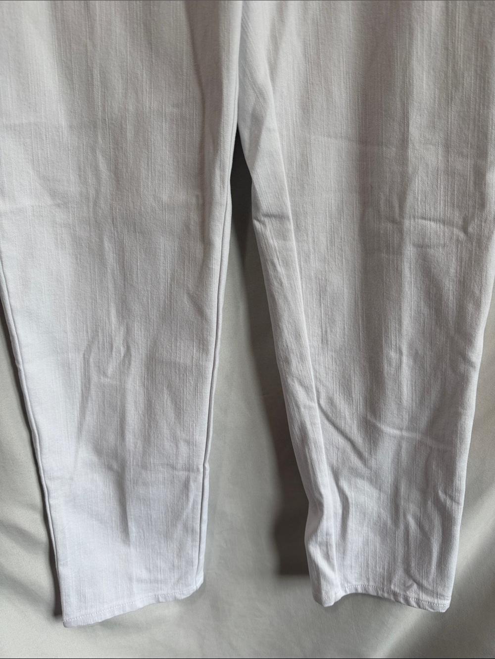 Ruby Rd. White Skinny Pants - Picture 3 of 9